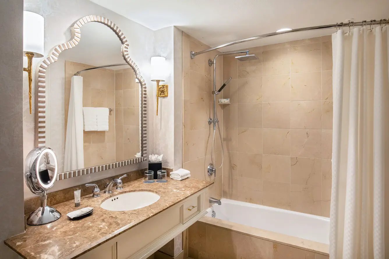 Satvw Guest Bathroom 4352 Hor Clsc