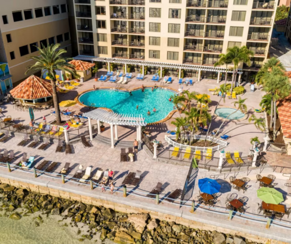 Holiday Inn & Suites Clearwater Beach
