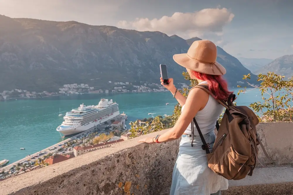 Solo Cruises