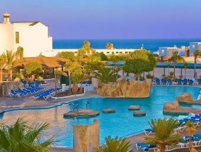  Blue Sea Costa Bastian