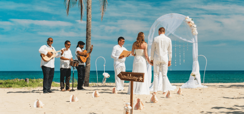 Say “I Do” in Style! The Top Wedding Destinations Abroad