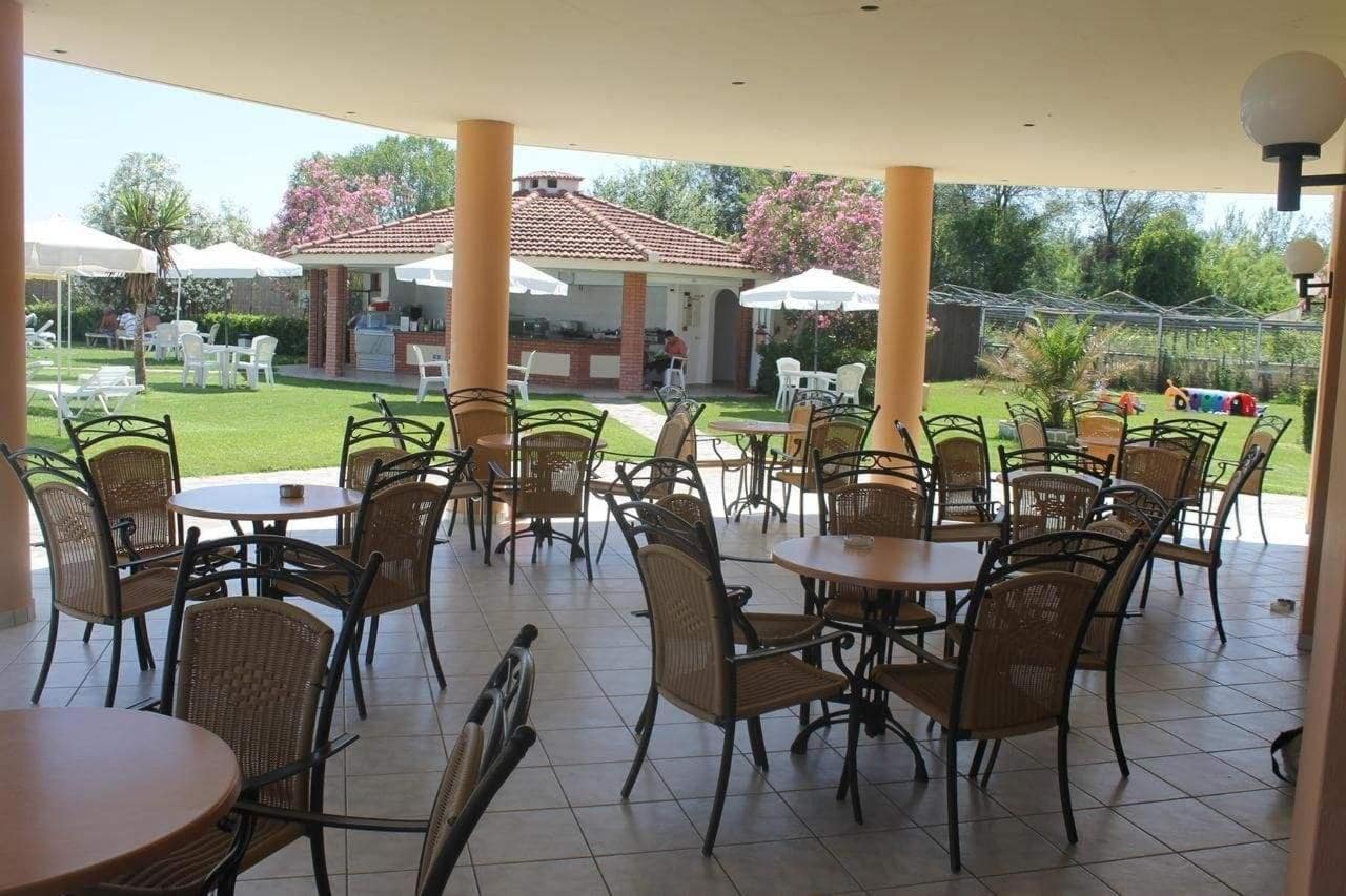 Food, Drink & Entertainment Pegasus Hotel