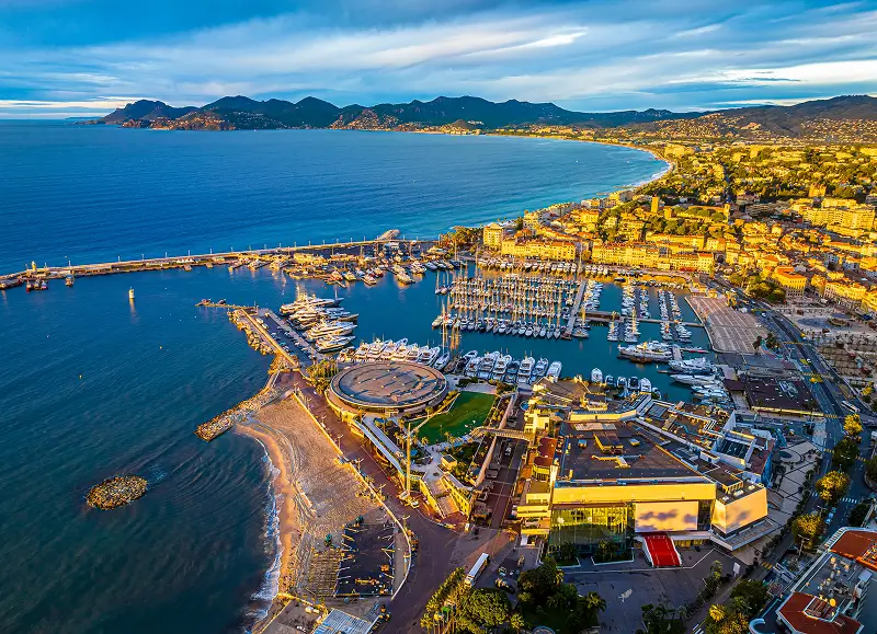 Explore the Chic Shorelines of Cannes