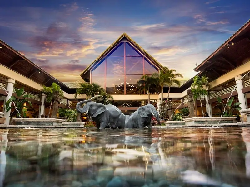 Loews Royal Pacific Resort at Universal Orlando