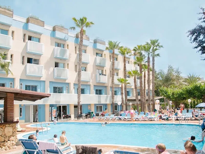 Villamarina Club