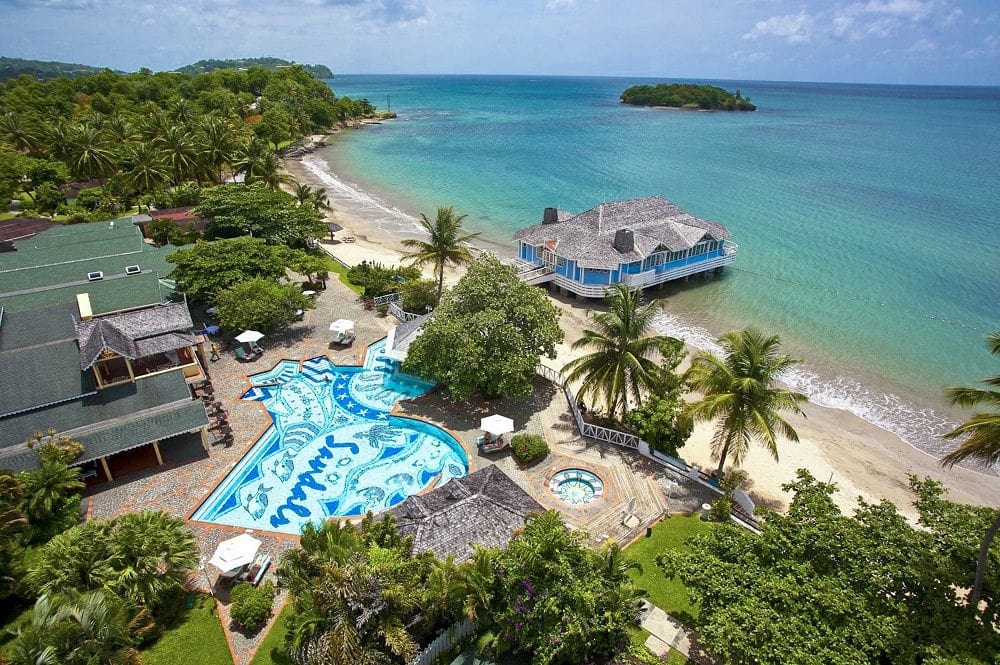 Sandals Halcyon Beach