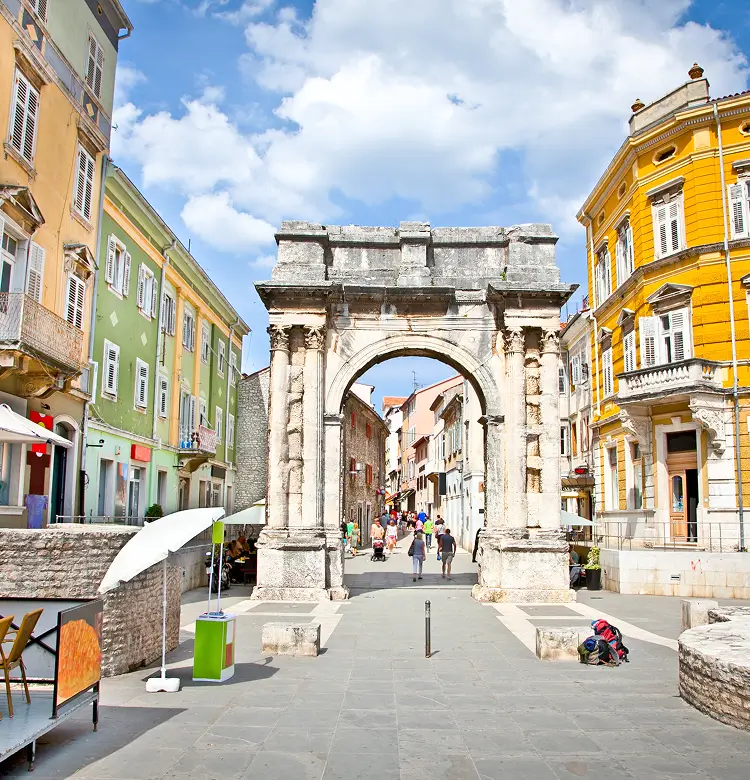 Fly from Newcastle to Croatia