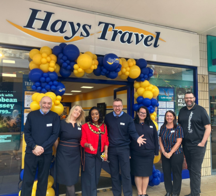 Hays Travel opens new Dunstable branch near Luton Airport