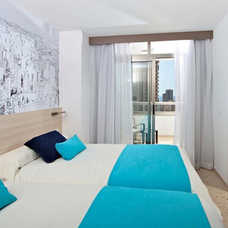 Flamingo Beach Resort - Hays Travel