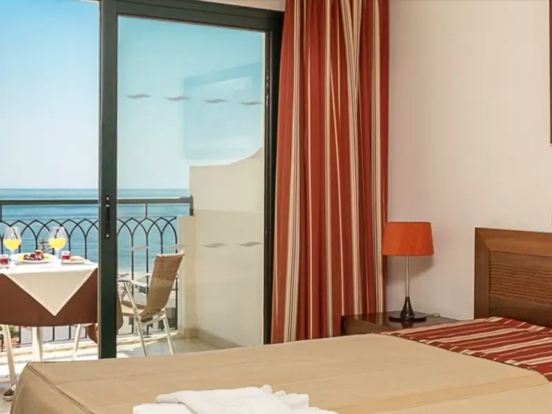 bedroom balcony 