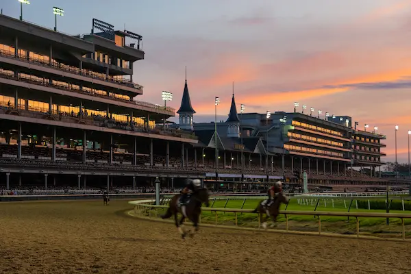 churchill downs horse racing